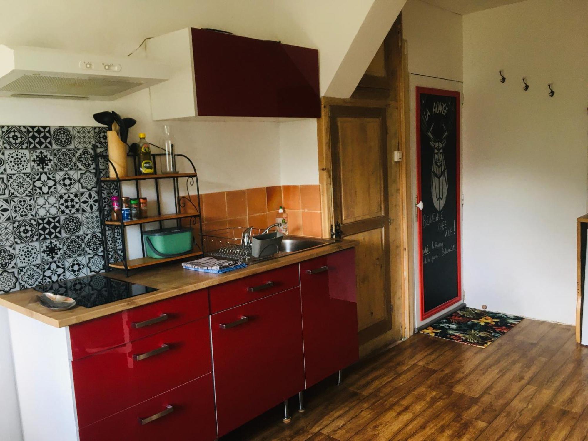 La Auarje: Appartement Avec Jardin & Terrasse Cierp Exterior foto