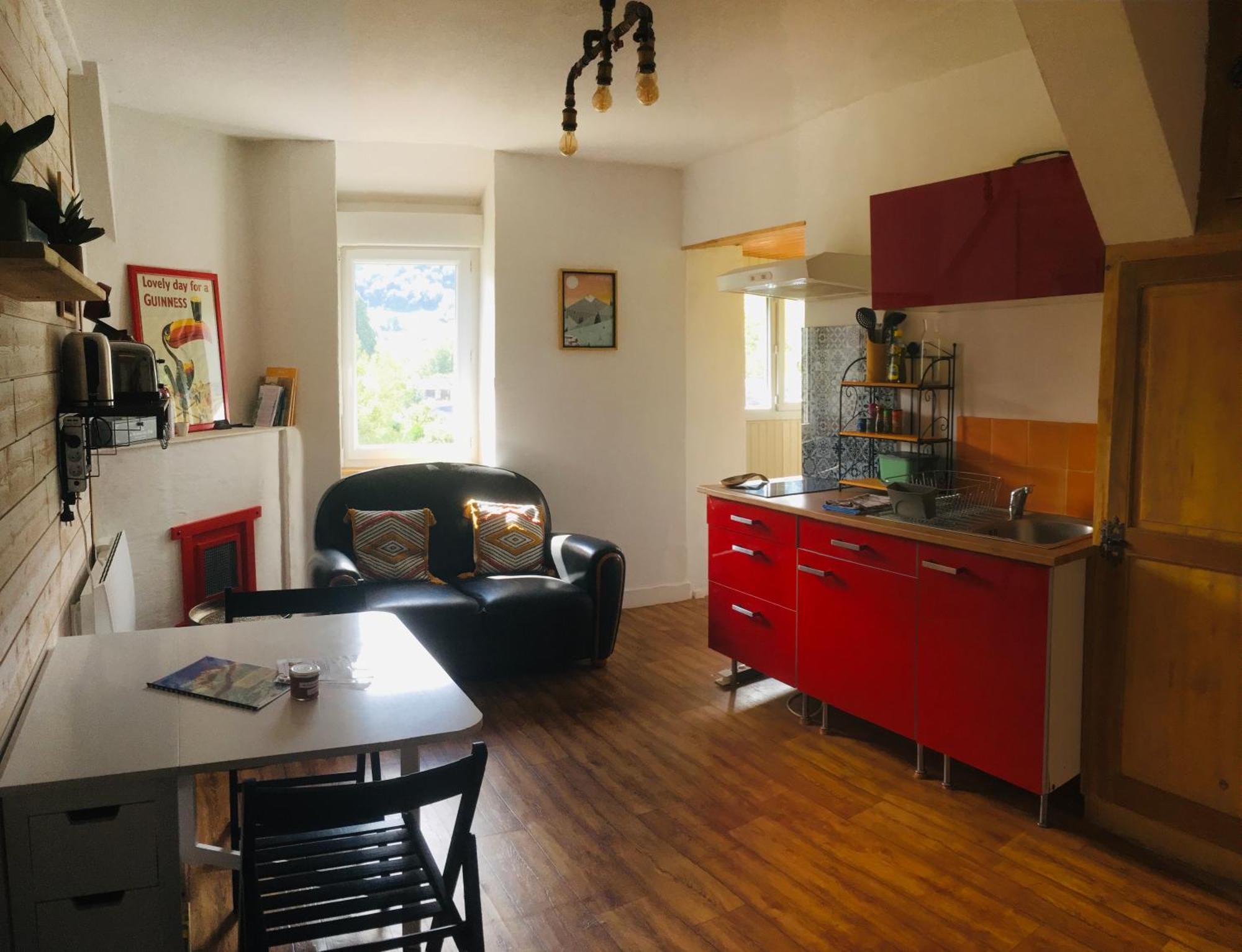 La Auarje: Appartement Avec Jardin & Terrasse Cierp Exterior foto